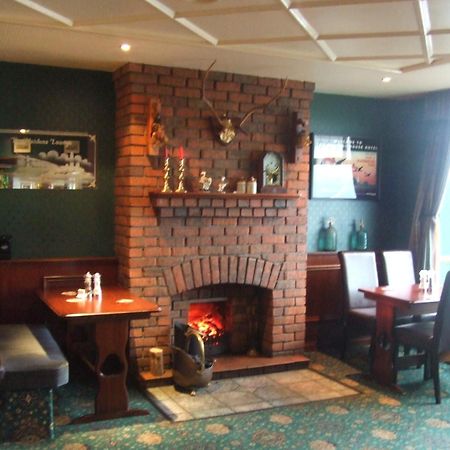 לארן Halfway House Hotel מראה חיצוני תמונה