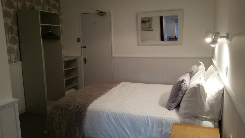 לארן Halfway House Hotel חדר תמונה