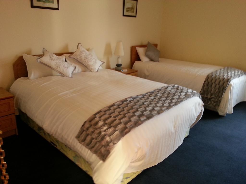 לארן Halfway House Hotel חדר תמונה