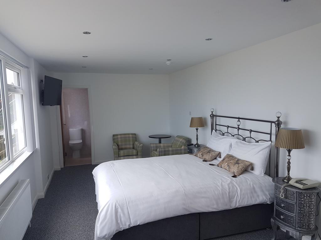 לארן Halfway House Hotel מראה חיצוני תמונה